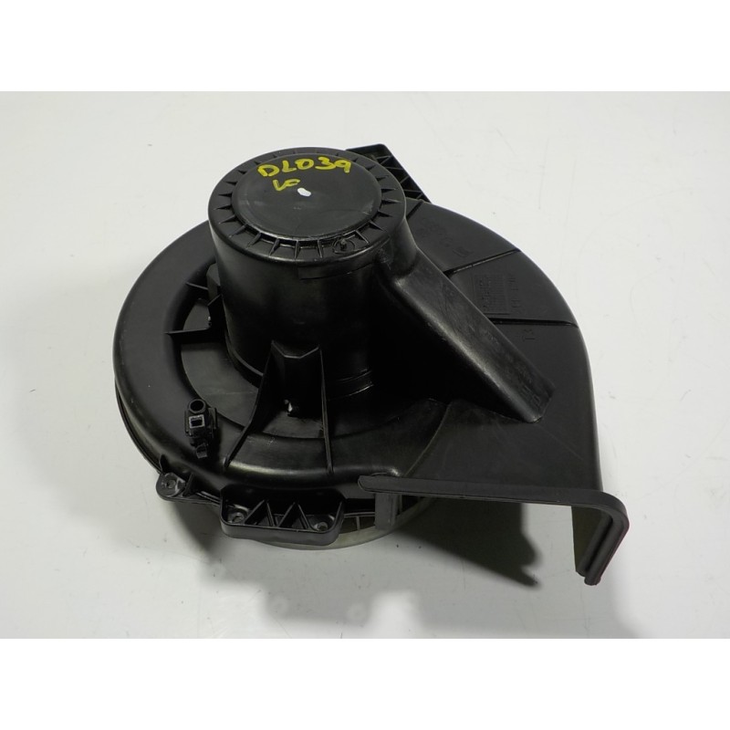 Recambio de motor calefaccion para volkswagen polo (6r1) 1.2 12v referencia OEM IAM 6R1819015 6Q1819015J 