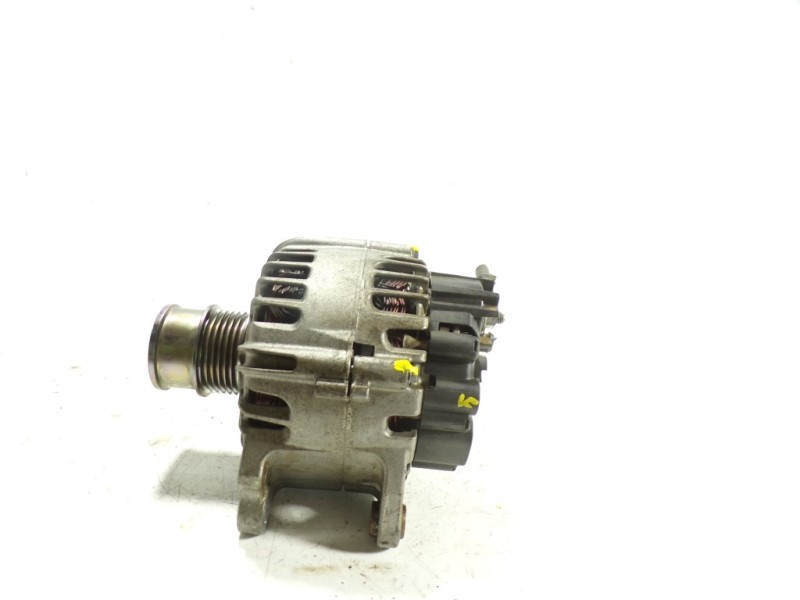 Recambio de alternador para volkswagen polo 1.0 tsi referencia OEM IAM 04E903015 04E903015 TG12C280