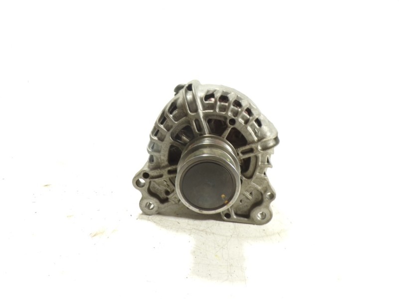 Recambio de alternador para volkswagen polo 1.0 tsi referencia OEM IAM 04E903015 04E903015 TG12C280
