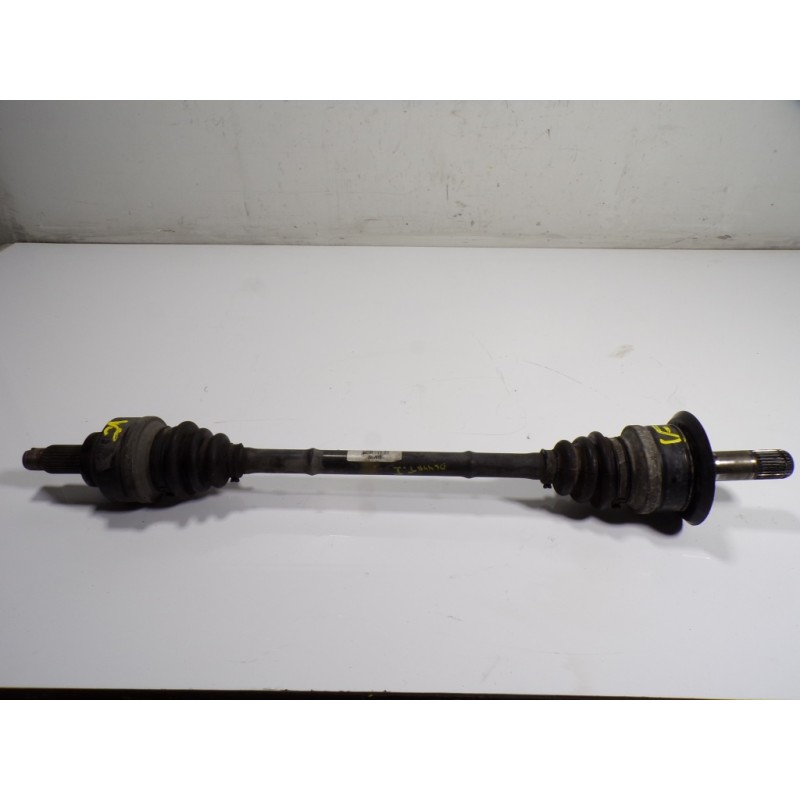 Recambio de transmision trasera izquierda para bmw serie 1 lim. (f20) 2.0 turbodiesel referencia OEM IAM 33208680347 7597681AI 