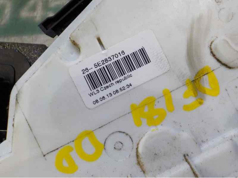 Recambio de cerradura puerta delantera derecha para skoda yeti elegance 4x4 referencia OEM IAM 5K2837016B 5E2837016 