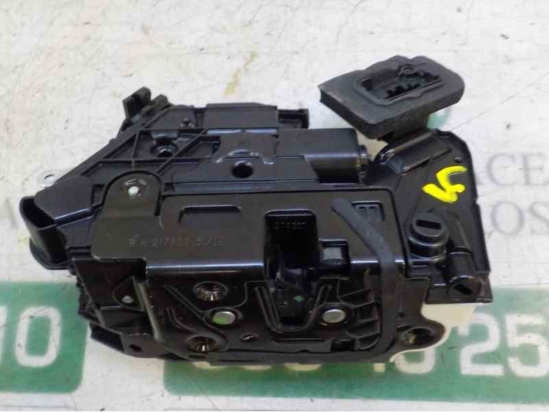 Recambio de cerradura puerta trasera derecha para skoda yeti elegance 4x4 referencia OEM IAM 5K4839016R 5E0839016 