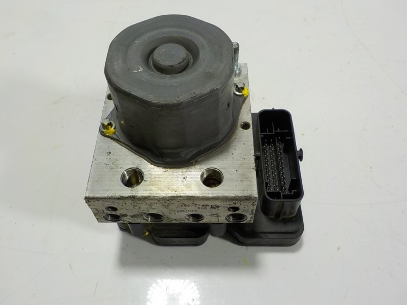 Recambio de abs para opel corsa e 1.4 referencia OEM IAM 95522565 2265106516 