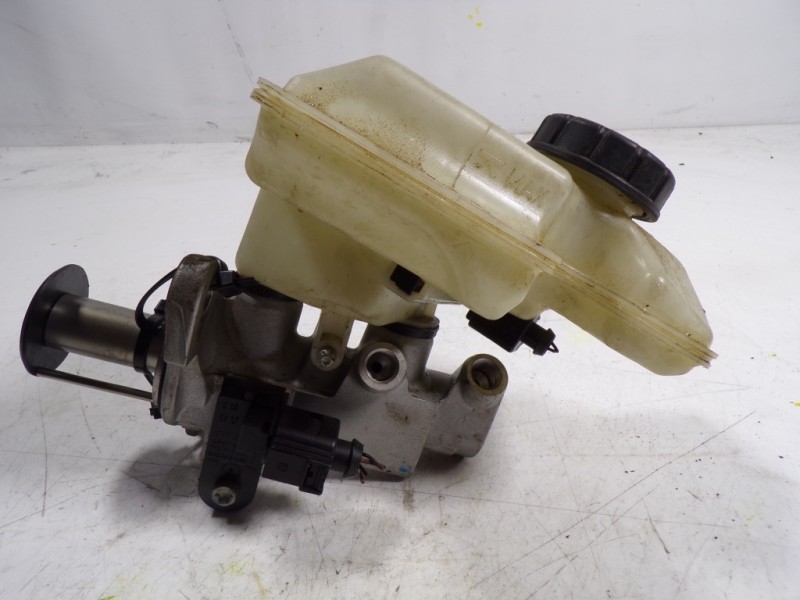 Recambio de bomba freno para volkswagen polo 1.0 tsi referencia OEM IAM 2Q1611019CREP  