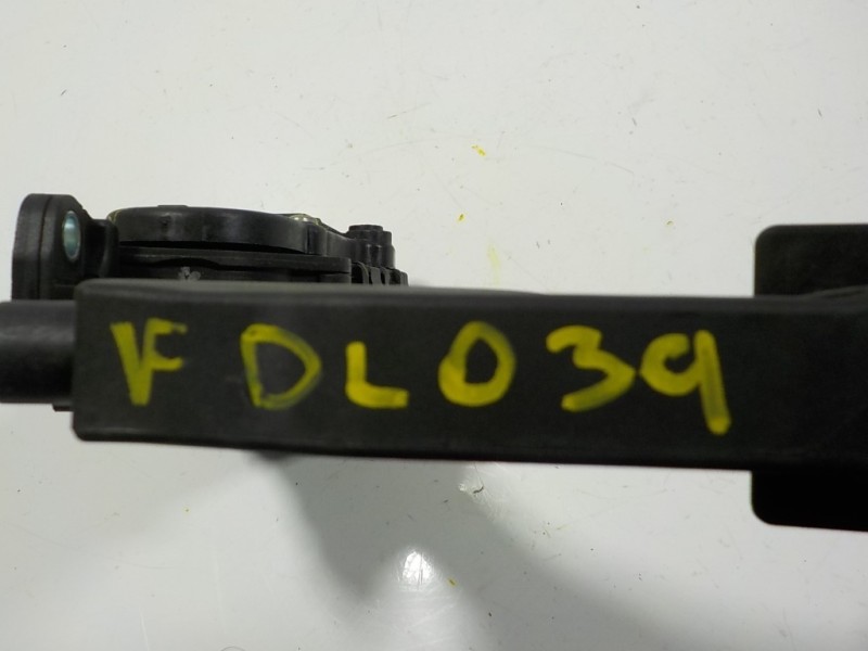 Recambio de potenciometro pedal para volkswagen polo (6r1) 1.2 12v referencia OEM IAM 6Q1721503M 6Q1721503M 