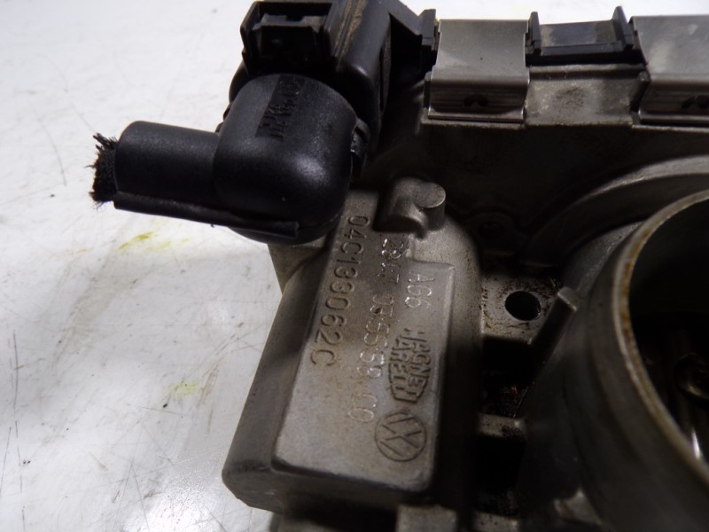 Recambio de caja mariposa para volkswagen polo 1.0 tsi referencia OEM IAM 04C133062C 04C133062C 