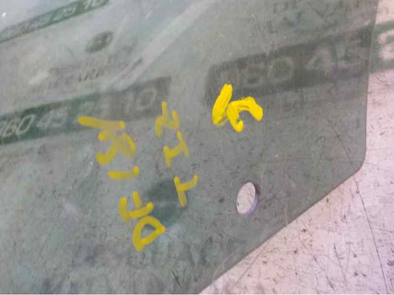 Recambio de cristal puerta trasero izquierdo para skoda yeti elegance 4x4 referencia OEM IAM 5L0845205B  