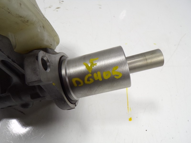 Recambio de bomba freno para mercedes-benz clase clk (w207) coupe 3.0 cdi cat referencia OEM IAM A0064301501  