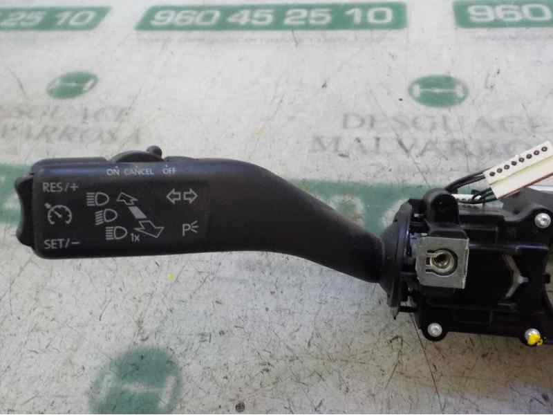 Recambio de mando intermitentes para skoda yeti elegance 4x4 referencia OEM IAM 5K09535029B9 5K0953521AT 