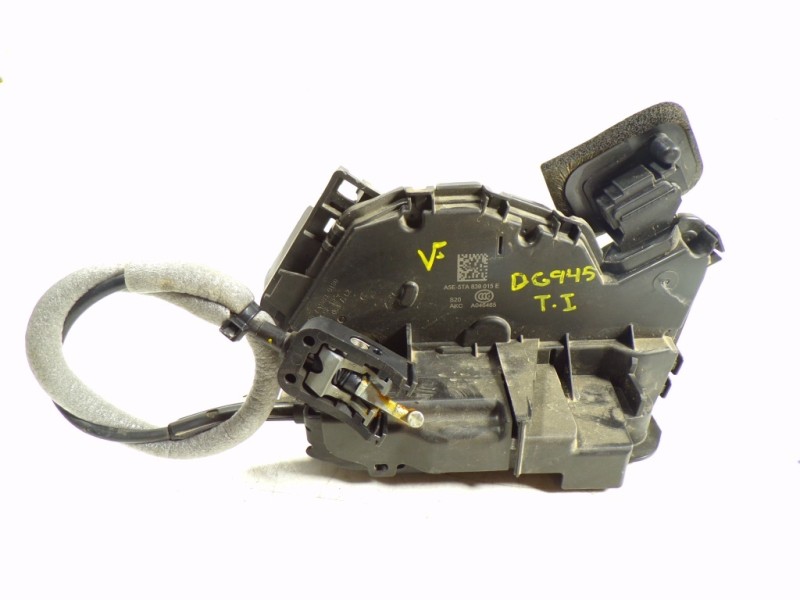 Recambio de cerradura puerta trasera izquierda para volkswagen polo 1.0 tsi referencia OEM IAM 5TA839015E 5TA839015E 