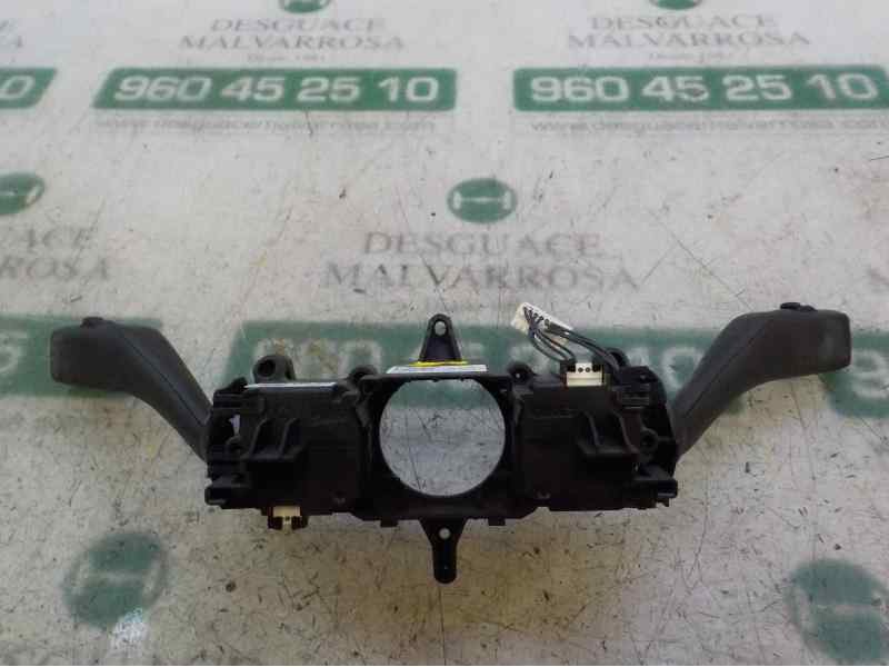 Recambio de mando intermitentes para skoda yeti elegance 4x4 referencia OEM IAM 5K09535029B9 5K0953521AT 