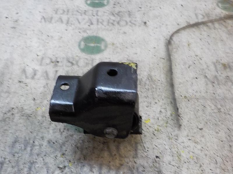 Recambio de soporte cambio para dodge caliber 2.0 16v crd cat referencia OEM IAM 5105493AB  