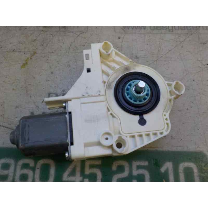 Recambio de motor elevalunas trasero derecho para skoda yeti elegance 4x4 referencia OEM IAM 5L0959812A 5L0959812A 