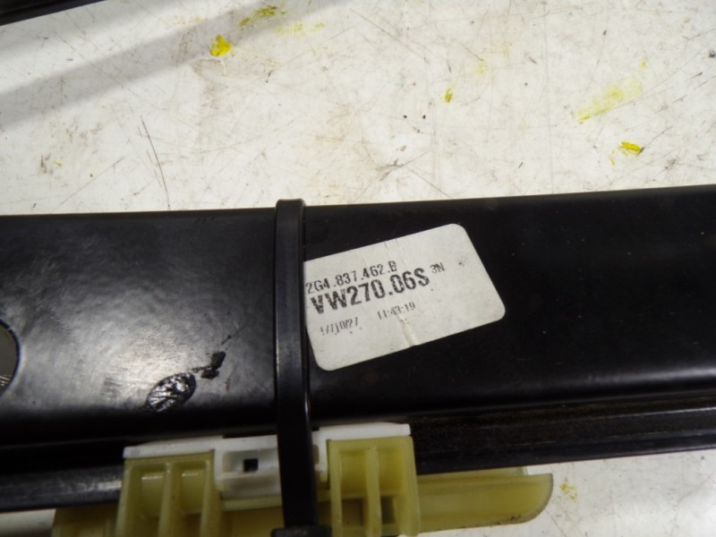 Recambio de elevalunas delantero derecho para volkswagen polo 1.0 tsi referencia OEM IAM 2G4837462B 2G4837462B 