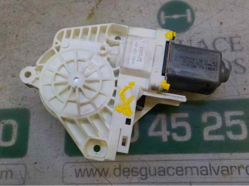 Recambio de motor elevalunas trasero izquierdo para skoda yeti elegance 4x4 referencia OEM IAM 5L0959811A 5L0959811A 