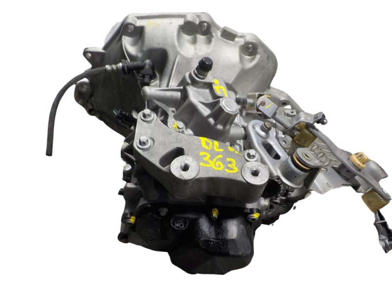 Recambio de caja cambios para opel corsa e 1.4 referencia OEM IAM 24581813  