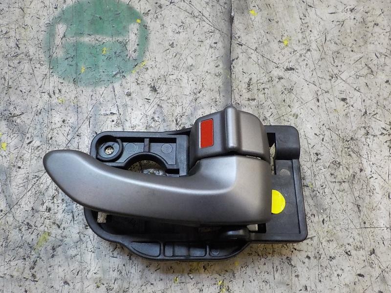 Recambio de maneta interior trasera derecha para kia soul 1.6 crdi cat referencia OEM IAM 826202K010AMG  