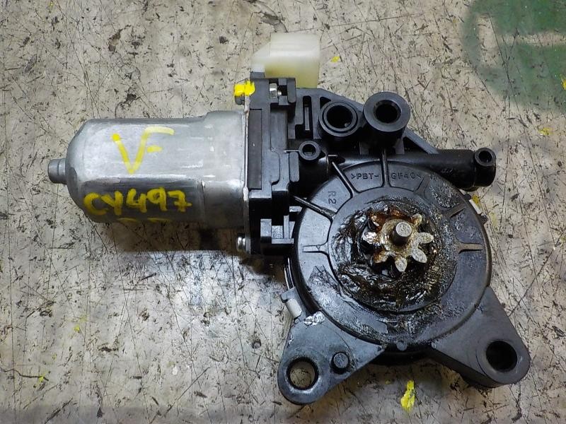 Recambio de motor elevalunas delantero derecho para kia soul 1.6 crdi cat referencia OEM IAM 824601M000  