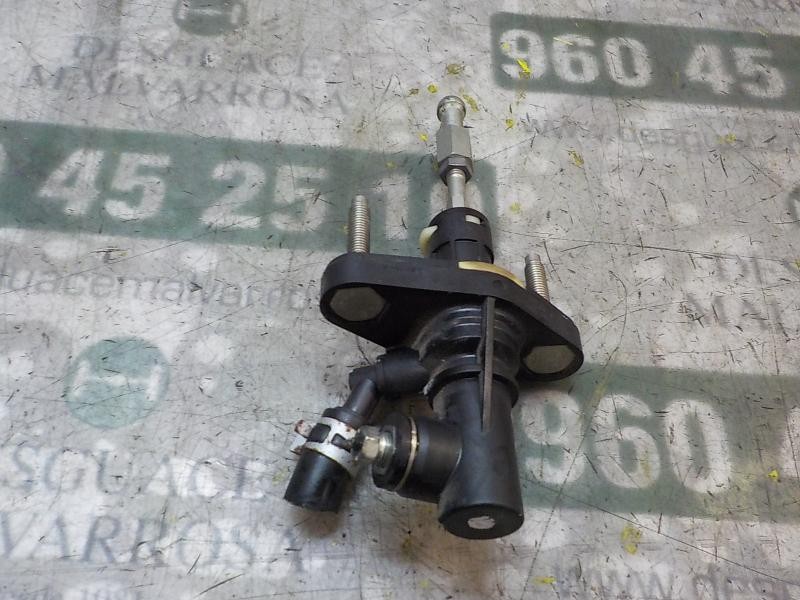 Recambio de bomba embrague para toyota yaris 1.0 cat referencia OEM IAM 314200D160  