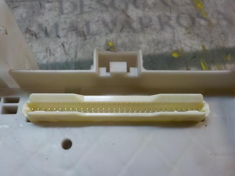 Recambio de caja reles / fusibles para toyota yaris 1.0 cat referencia OEM IAM 8273052F80 8273052F80 