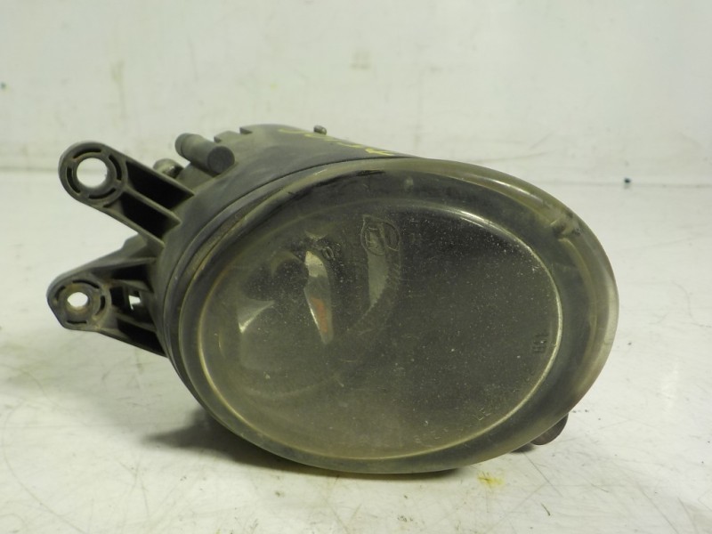 Recambio de faro antiniebla derecho para audi a4 berlina (8e) 1.9 tdi referencia OEM IAM   
