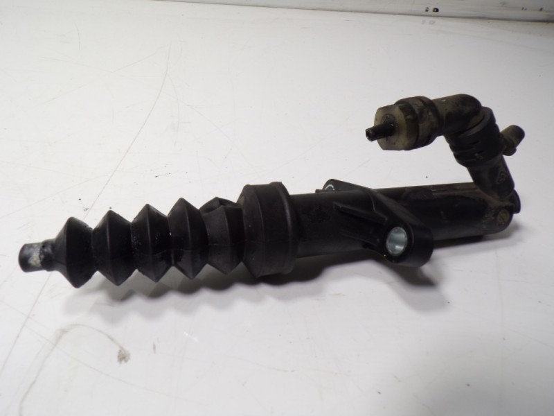 Recambio de bomba embrague para citroën c-elysée 1.6 hdi fap referencia OEM IAM 2182Z4 9683750580 