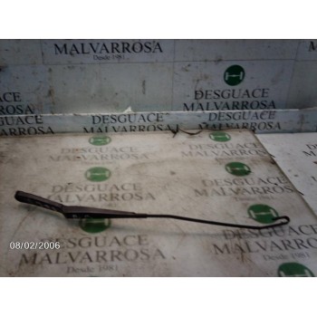 BRAZO LIMPIA DELANTERO DERECHO 