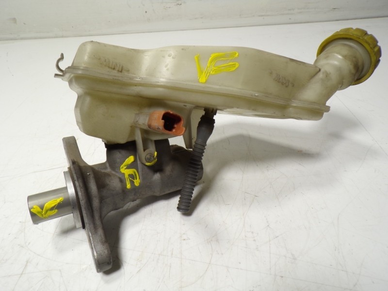 Recambio de bomba freno para citroën c-elysée 1.6 hdi fap referencia OEM IAM 4601R7 32069745 