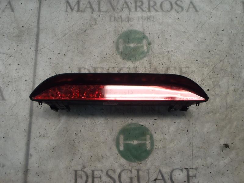 Recambio de piloto trasero central para chevrolet kalos 1.4 se referencia OEM IAM   