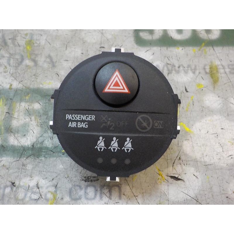 Recambio de warning para toyota yaris 1.0 cat referencia OEM IAM 839500D050 839500D050A 