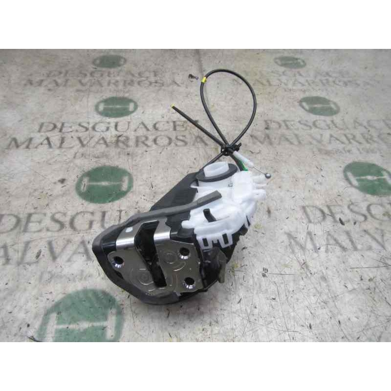 Recambio de cerradura puerta trasera izquierda para toyota yaris 1.3 16v cat referencia OEM IAM 690600D310  