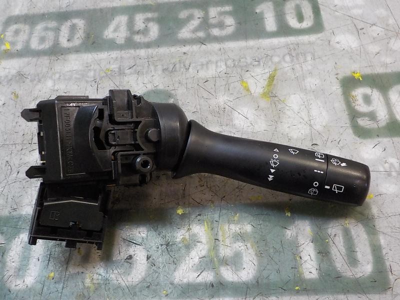 Recambio de mando limpia para toyota yaris 1.0 cat referencia OEM IAM 846520D180  