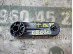 Recambio de maneta elevalunas trasera derecha para toyota yaris 1.0 cat referencia OEM IAM 6926002020C0   2