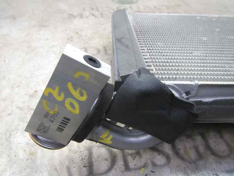 Recambio de evaporador aire acondicionado para toyota yaris 1.3 16v cat referencia OEM IAM 885010D300  
