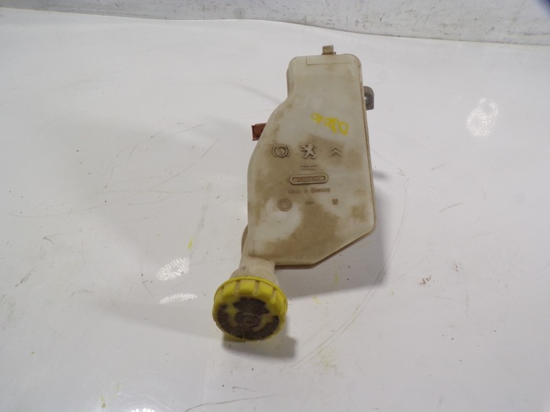 Recambio de bomba freno para citroën c3 picasso 1.6 hdi fap referencia OEM IAM 4601R8  