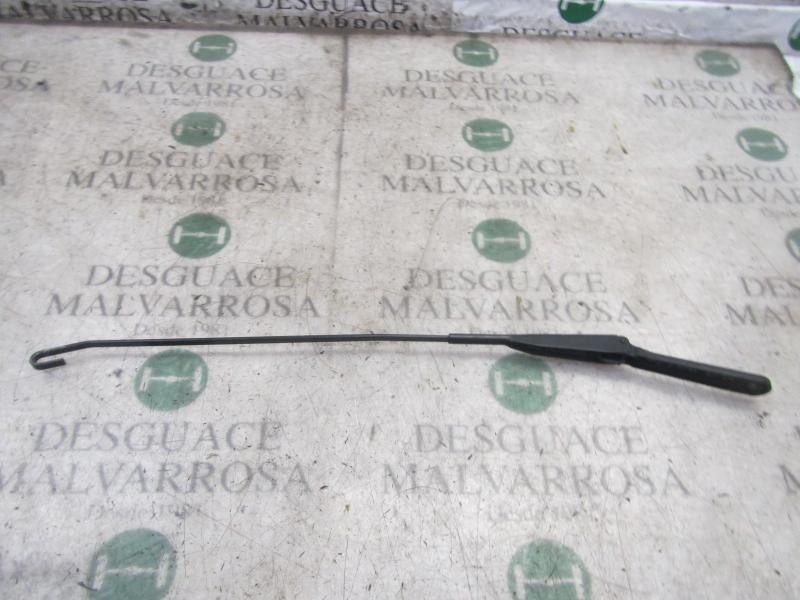 Recambio de brazo limpia delantero derecho para nissan primastar (x..) 2.0 dci diesel referencia OEM IAM   