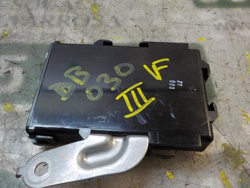 Recambio de modulo electronico para toyota yaris 1.0 cat referencia OEM IAM 896900D050 896900D050 MB028500830