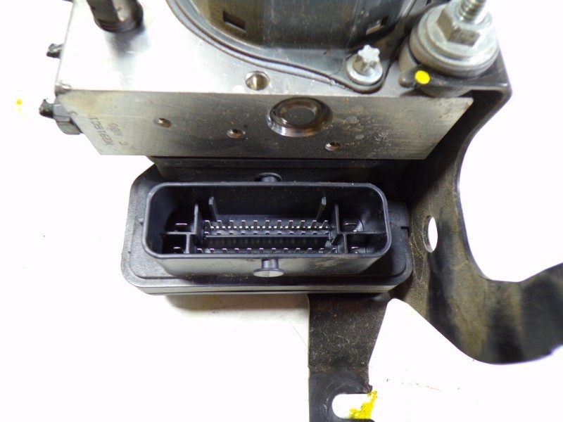 Recambio de abs para renault clio iv grandtour 1.5 dci diesel fap referencia OEM IAM  476605482R 