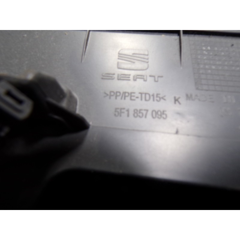 Recambio de guantera para seat leon st (5f8) 1.4 tgi bivalent. gasolina / cng referencia OEM IAM 5F1857095KVS9 5F1857095 