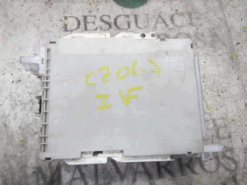 Recambio de modulo electronico para toyota yaris 1.3 16v cat referencia OEM IAM 8273052K40 892210D470 