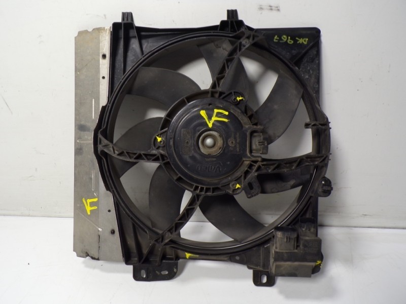 Recambio de electroventilador para citroën c-elysée 1.6 hdi fap referencia OEM IAM 9812028580 M143207 