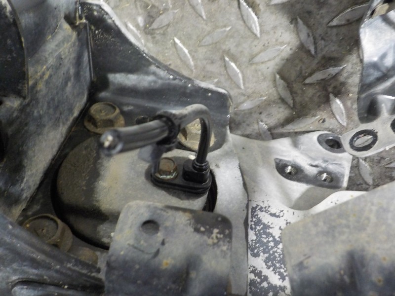 Recambio de puente trasero para renault kadjar 1.6 dci diesel fap energy referencia OEM IAM 555014EA0A  