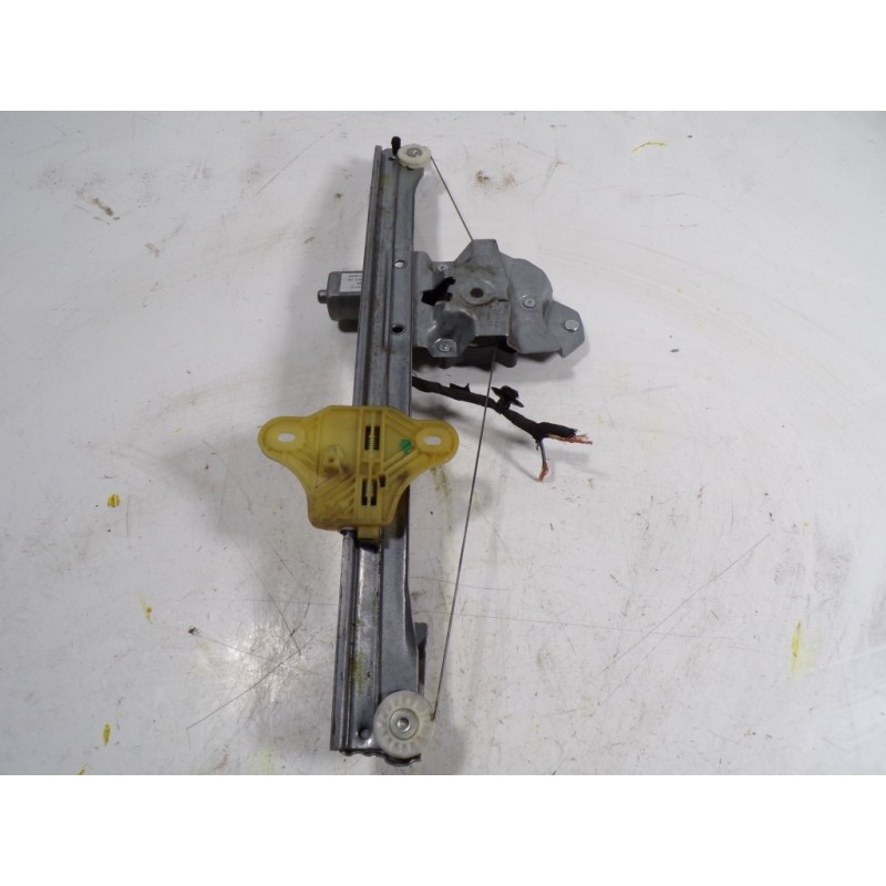 Recambio de elevalunas delantero derecho para renault clio iv grandtour 1.5 dci diesel fap referencia OEM IAM  807205569R 