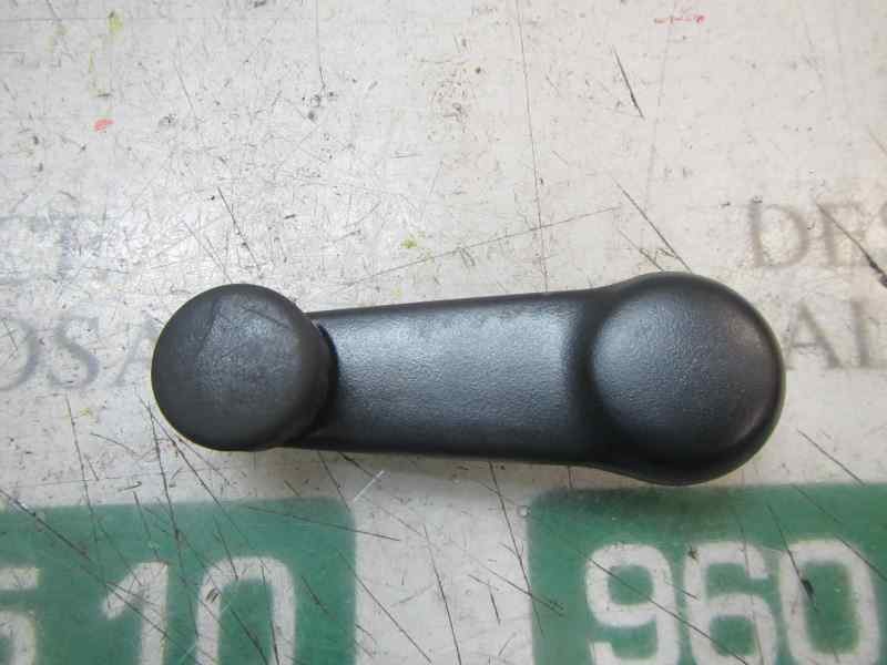 Recambio de maneta elevalunas trasera izquierda para nissan micra (k13) 1.2 cat referencia OEM IAM   