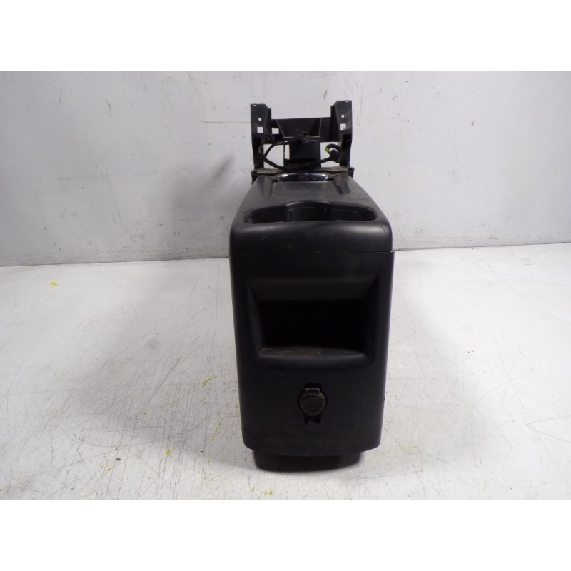 Recambio de apoyabrazos central para peugeot 5008 1.6 hdi fap cat (9hz / dv6ted4) referencia OEM IAM 7591KY 9670593077 