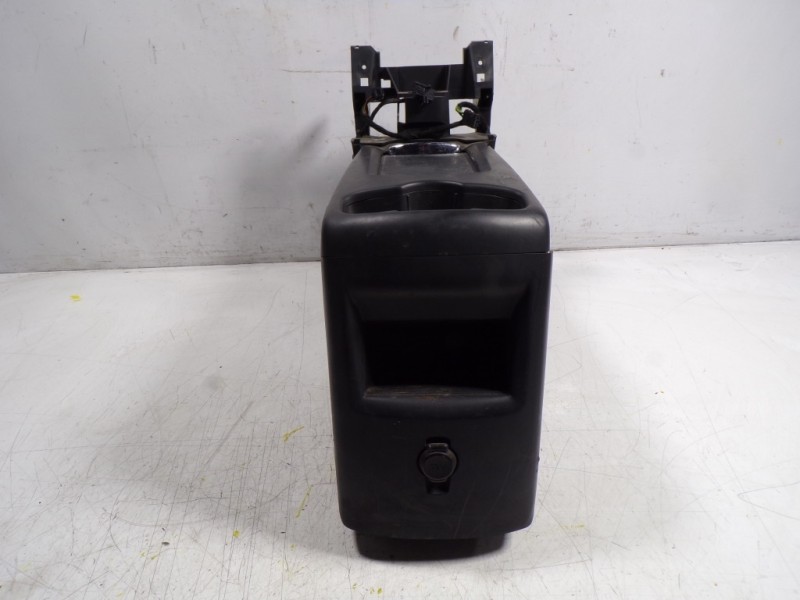 Recambio de apoyabrazos central para peugeot 5008 1.6 hdi fap cat (9hz / dv6ted4) referencia OEM IAM 7591KY 9670593077 