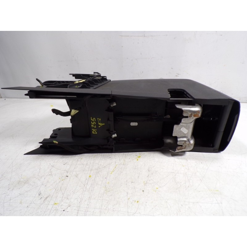 Recambio de apoyabrazos central para peugeot 5008 1.6 hdi fap cat (9hz / dv6ted4) referencia OEM IAM 7591KY 9670593077 