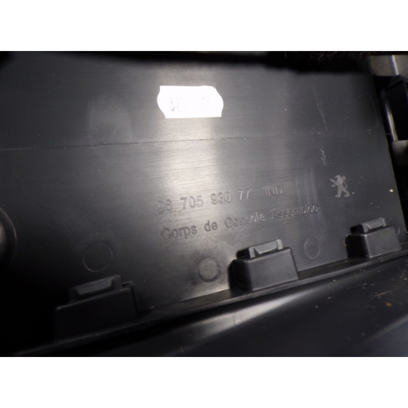 Recambio de apoyabrazos central para peugeot 5008 1.6 hdi fap cat (9hz / dv6ted4) referencia OEM IAM 7591KY 9670593077 