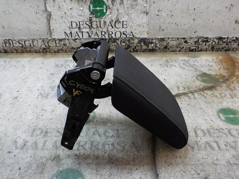 Recambio de apoyabrazos central para volkswagen golf vii lim. business bluemotion tech. referencia OEM IAM 5G0864207DAMJ  