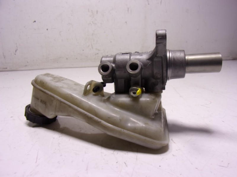 Recambio de bomba freno para ford mondeo turn. 2.0 tdci cat referencia OEM IAM   